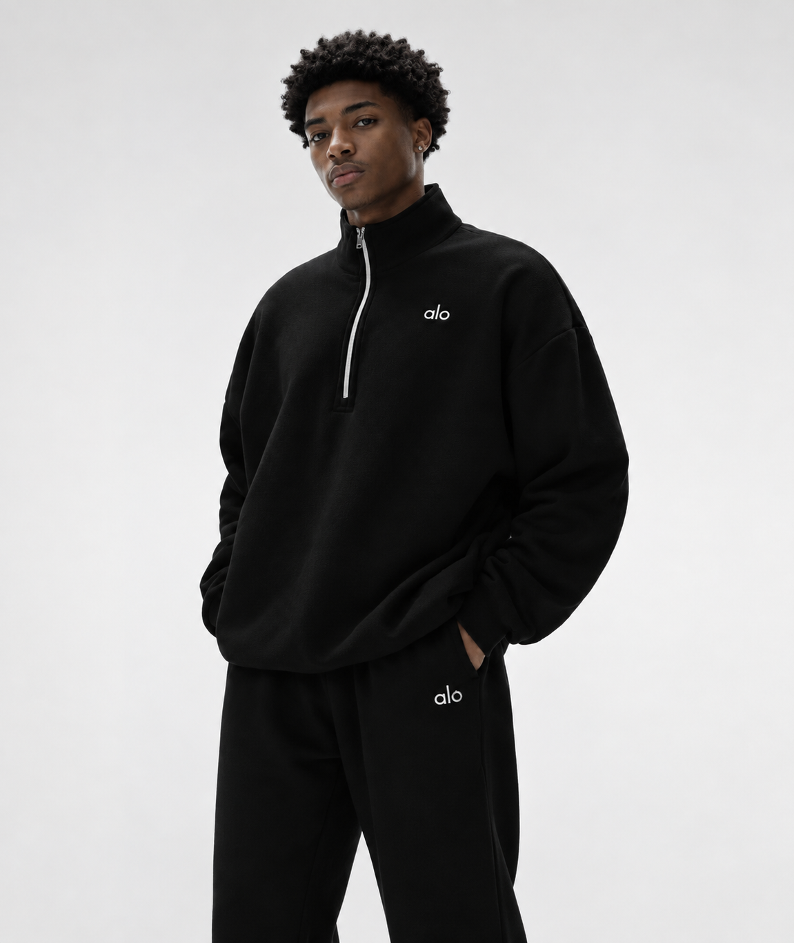 トレーニングウェア　alo ブラック　Sサイズ Alo Yoga Accolade 1/4 Zip Pullover Black – shoppedbysharbel