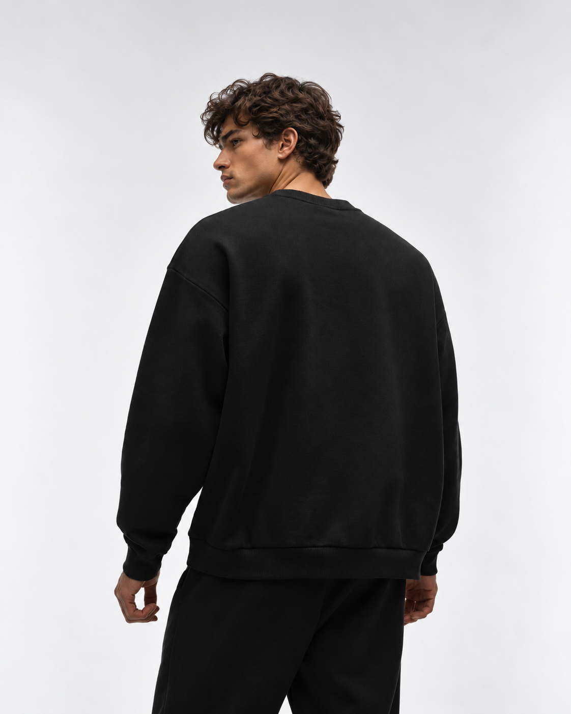 Alo Yoga Accolade Crew Neck Black